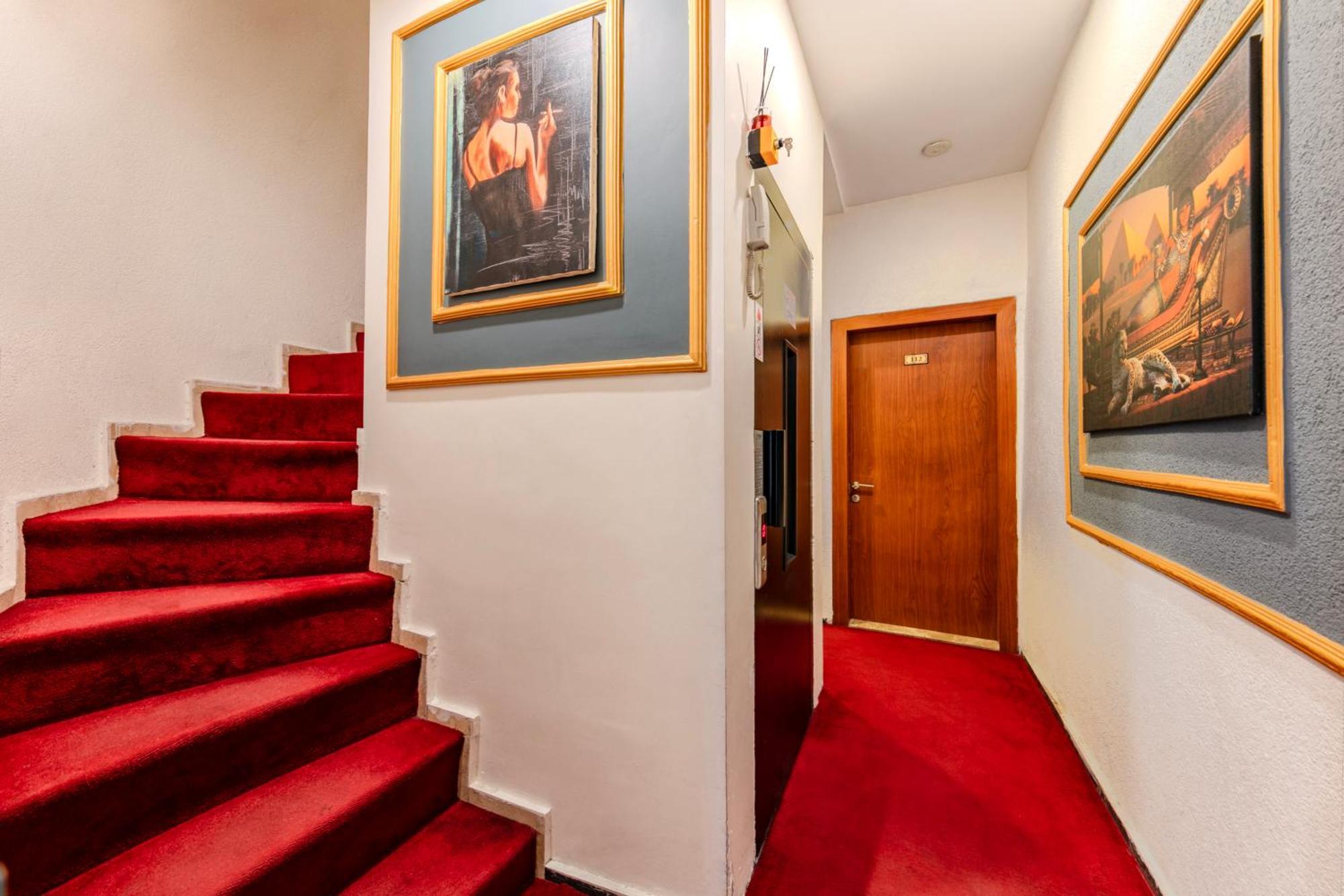 La Pazza Otel 3*